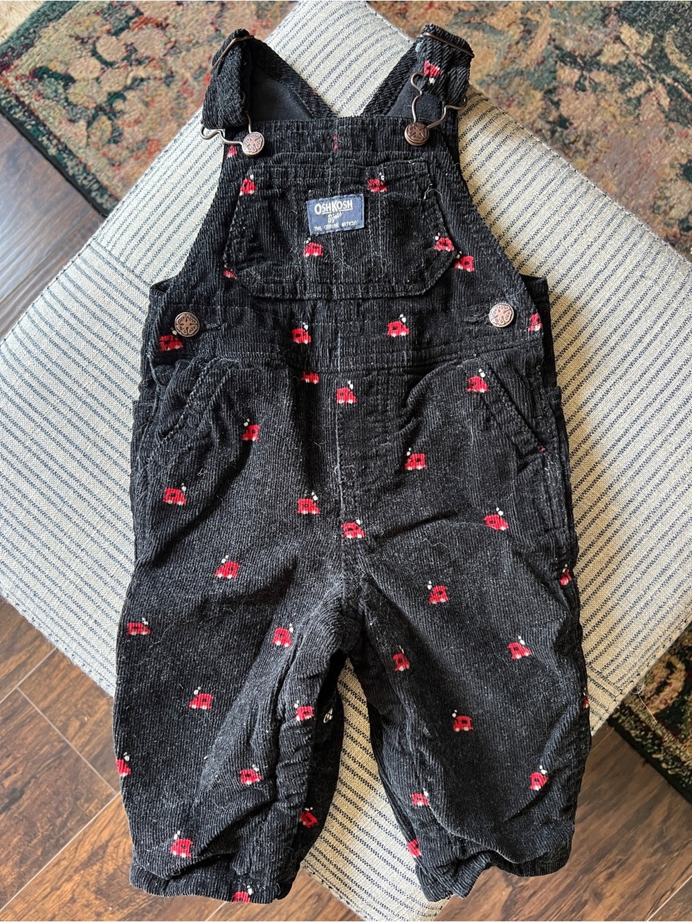 Like new OshKosh B'gosh black corduroy train overalls